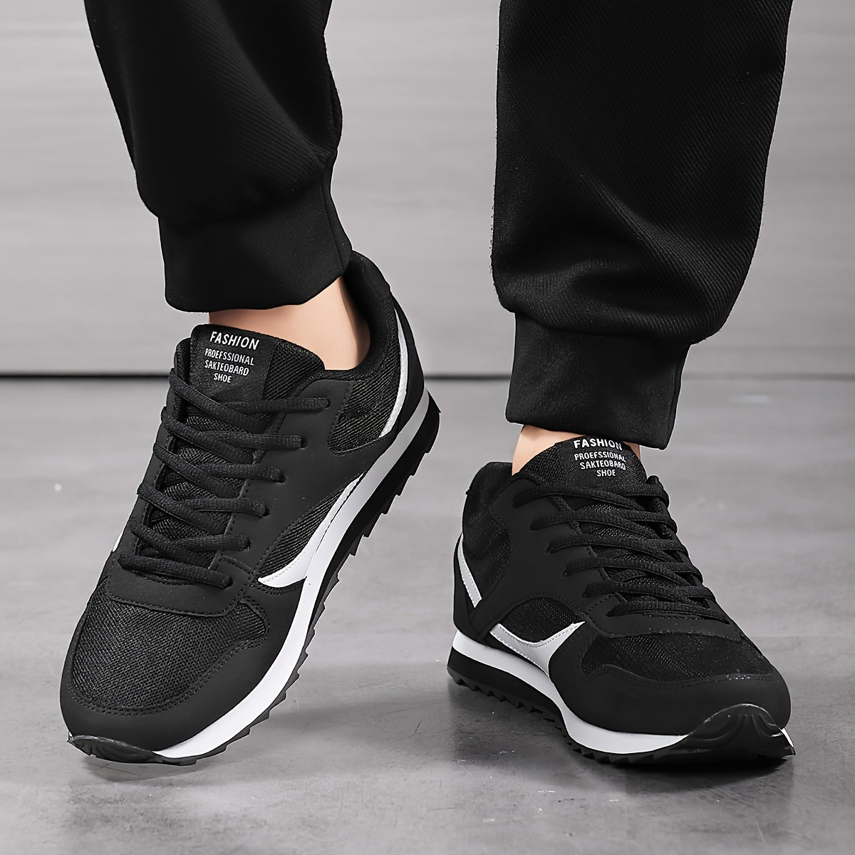 Unisex Retro-Sneaker, Low-Top, atmungsaktiv, EVA/Gummisohle, runde Spitze, Weiß & Schwarz, bequem, für alle Jahreszeiten.