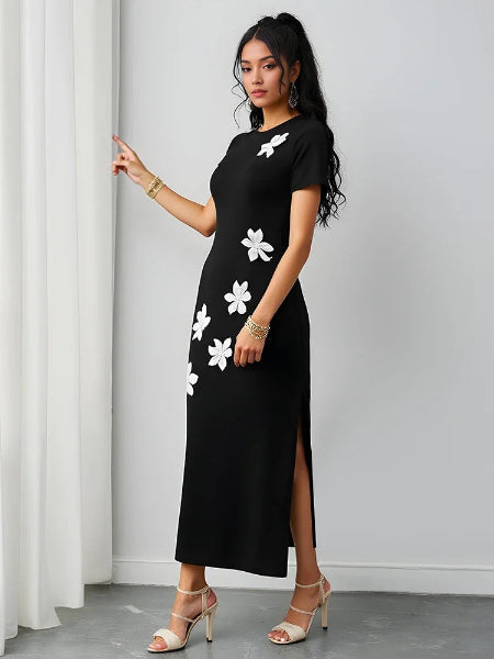 Rafiah – Sommerliches Blumenkleid mit Seitenschlitz