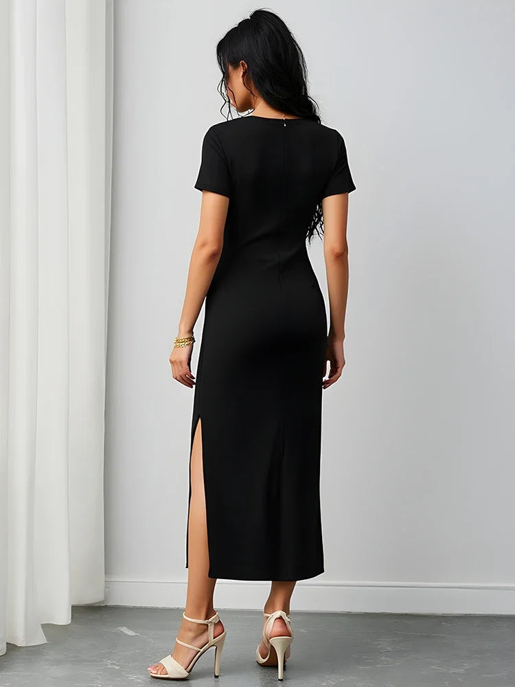 Rafiah – Sommerliches Blumenkleid mit Seitenschlitz