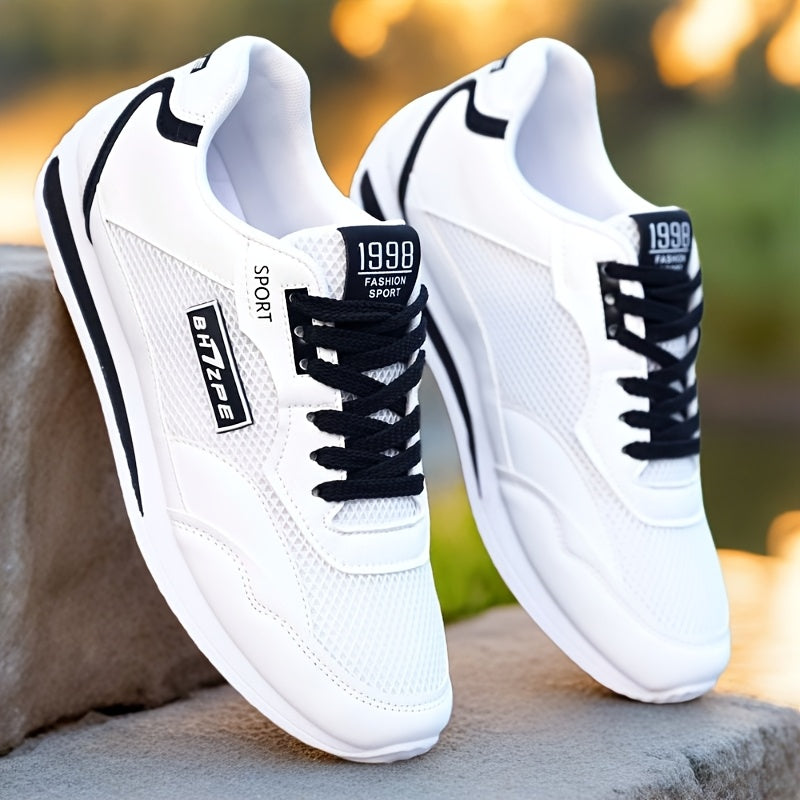 Leichte Herren-Sneaker aus atmungsaktivem Mesh – Weiß mit schwarzen Akzenten, EVA-Innensohle, Gummisohle, ideal für Alltag & Outdoor | Casu