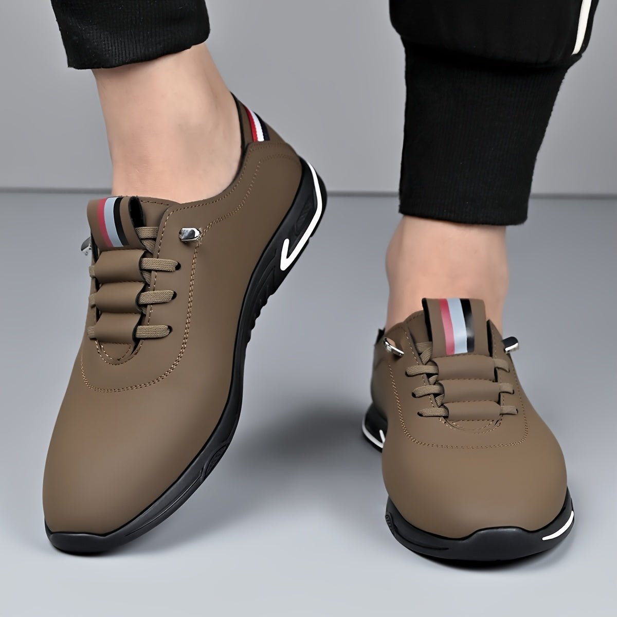 Neue Slip - On Sport - und Freizeitschuhe, weiße Schuhe, Reiseschuhe Modell 9698, erhältlich in 2 Farben und 7 Größen - FUXL - Shopify