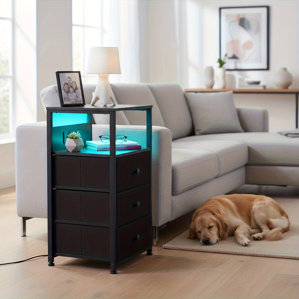 Bedside Table mit USB Charging Station und Stauraum