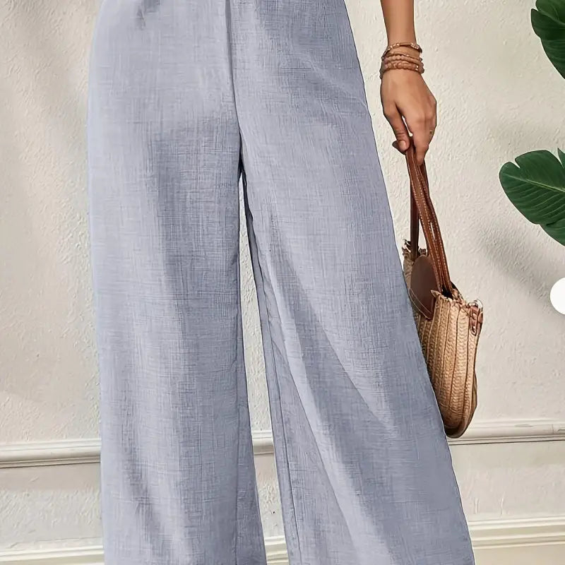 Leichte hellblaue elegante weite hose aus leinen mit lockerem weiten schnitt für casual palazzo look