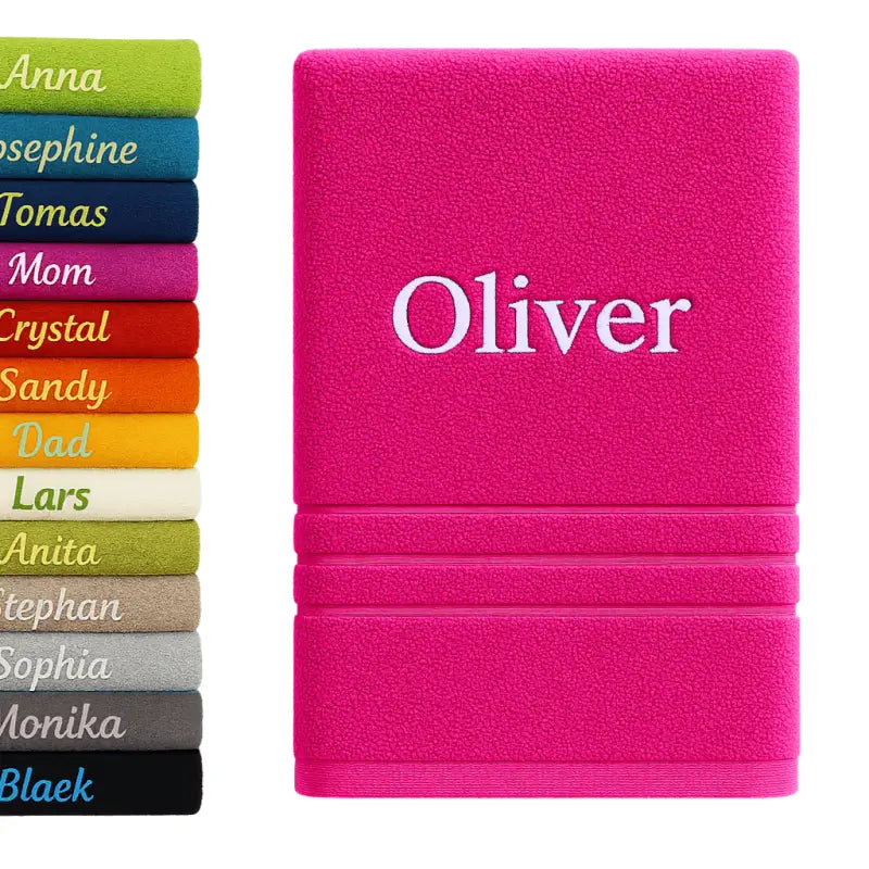 Personalisiertes badehandtuch in pink aus 100% baumwolle mit besticktem namen oliver in weiß