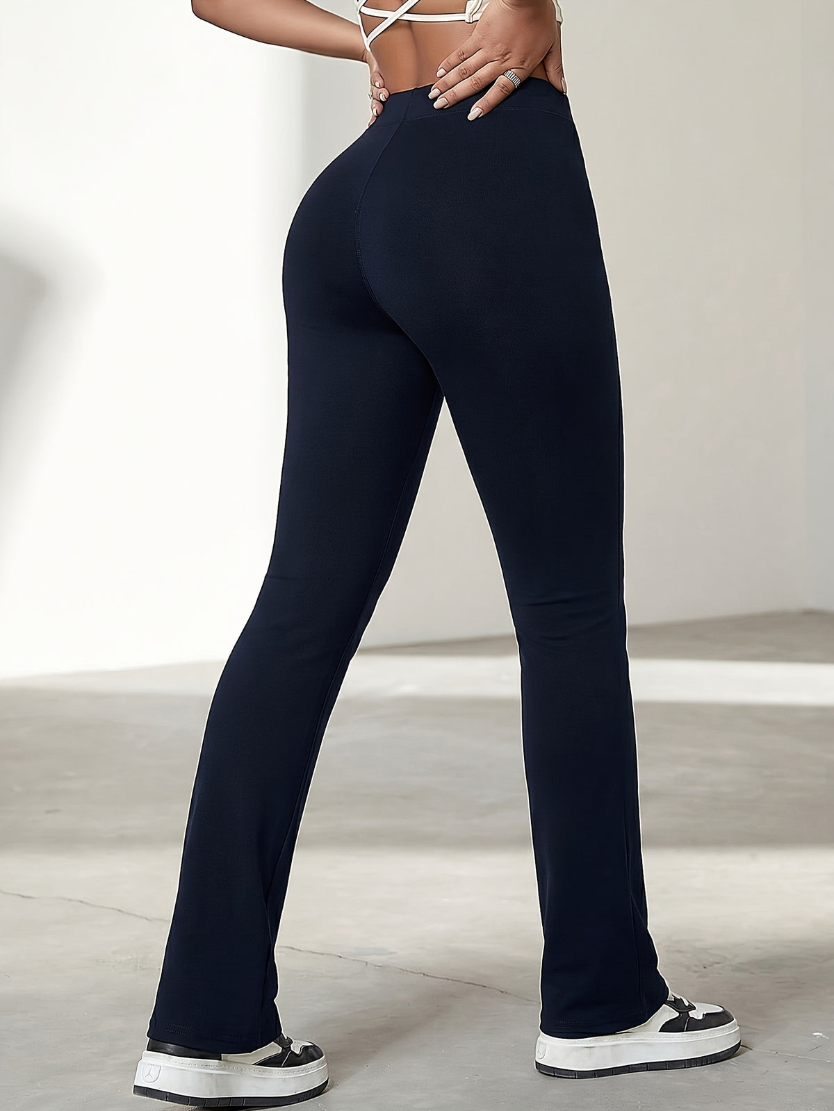Damen-Schlupfhose mit hohem Bund und Taschen