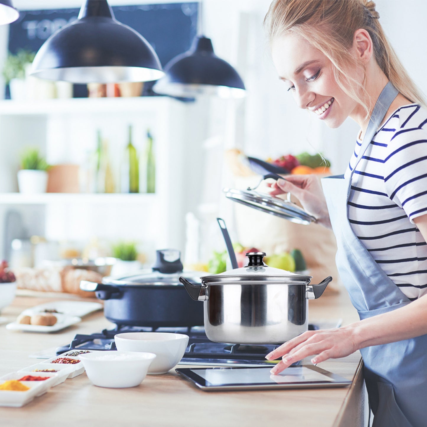 12-teiliges Edelstahl-Topfset mit Pfanne & Glasdeckeln – Für alle Herdarten