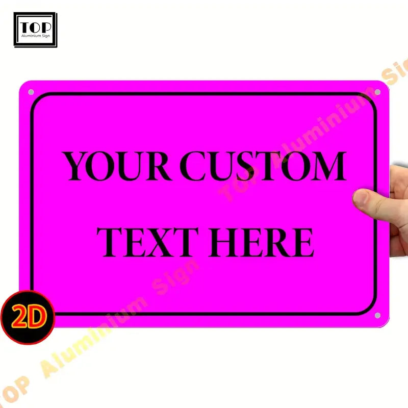 Personalisierter 2d-wandschild aus aluminium in pink mit schwarzem rand und individuell bedruckbarem text 20x30 cm