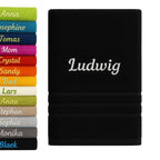 Schwarzes personalisiertes badehandtuch mit name ludwig in weißem faden bestickt aus 100 prozent baumwolle