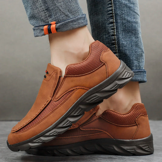 Männer Leder Casual Schuhe Atmungsaktive Loafer Männer Turnschuhe  Neue Männliche Bequeme Leder Flache Schuhe Turnschuhe Männer Schuhe