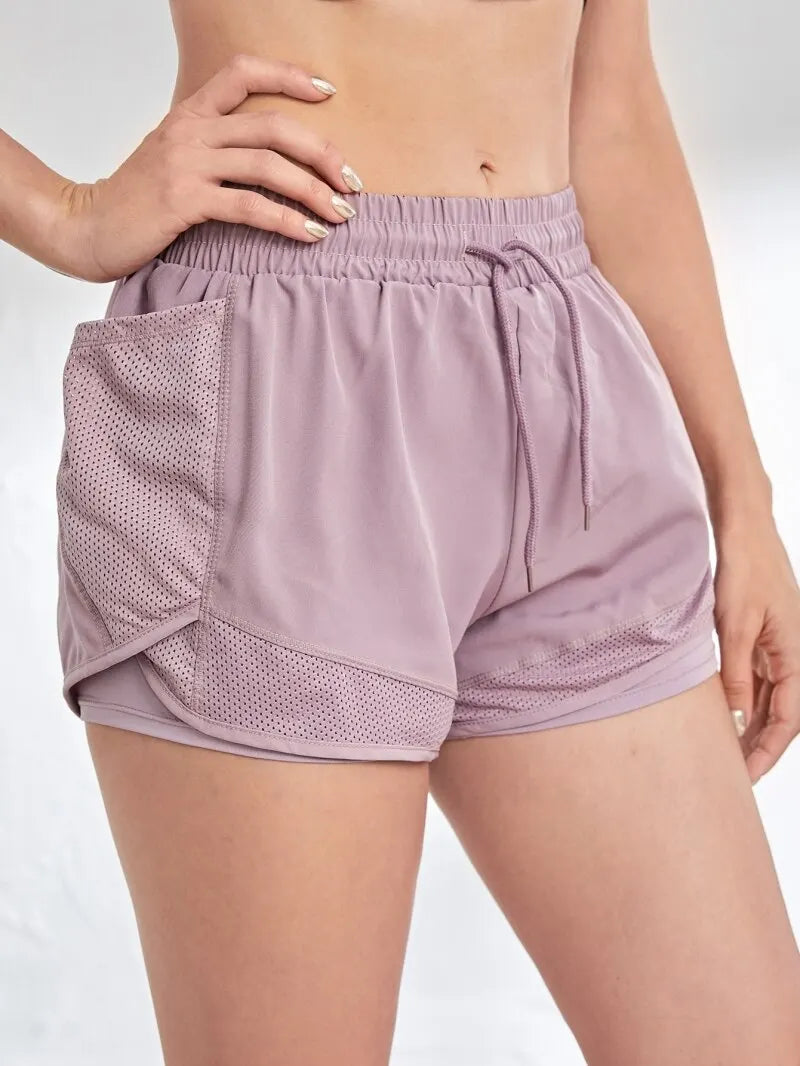 Elastische Sportshorts für Damen, Shorts mit Taschen, gefälschte zweiteilige Yoga-Leggings zum Laufen und Training