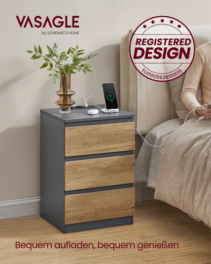 VASAGLE Nachttisch 2er Set mit integrierter Steckdosenleiste und 3 Schubladen

