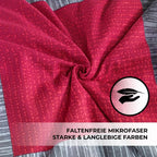 Vibrantes rotes mikrofasertuch mit feinem muster und markenlogo im bettwäsche-set 135x200 4-teilig allergikerfreundlich