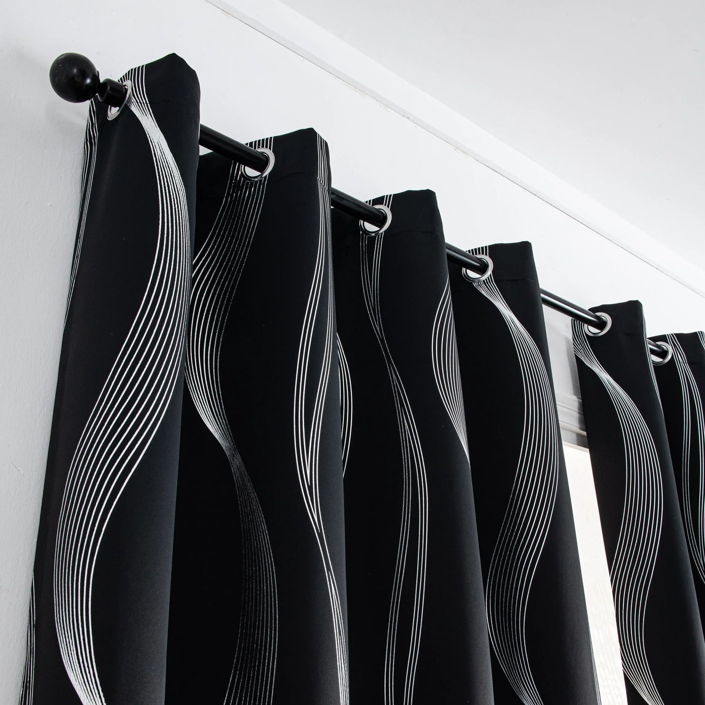 Verdunkelungsvorhänge mit Ösen - Geometrische Wellen-Muster Silber - 213cm Lang, Blickdicht & Wärmeisolierend (2er Set) - FUXLShop