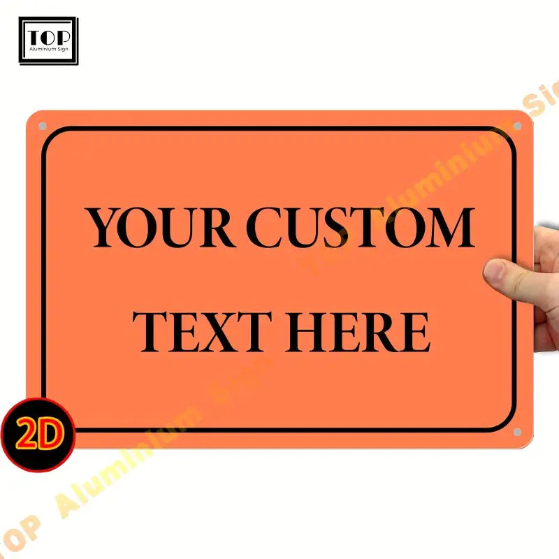 Personalisiertes 2d-wandschild aus aluminium in orange mit schwarzem rand und individuell bedruckbarem text 20x30 cm